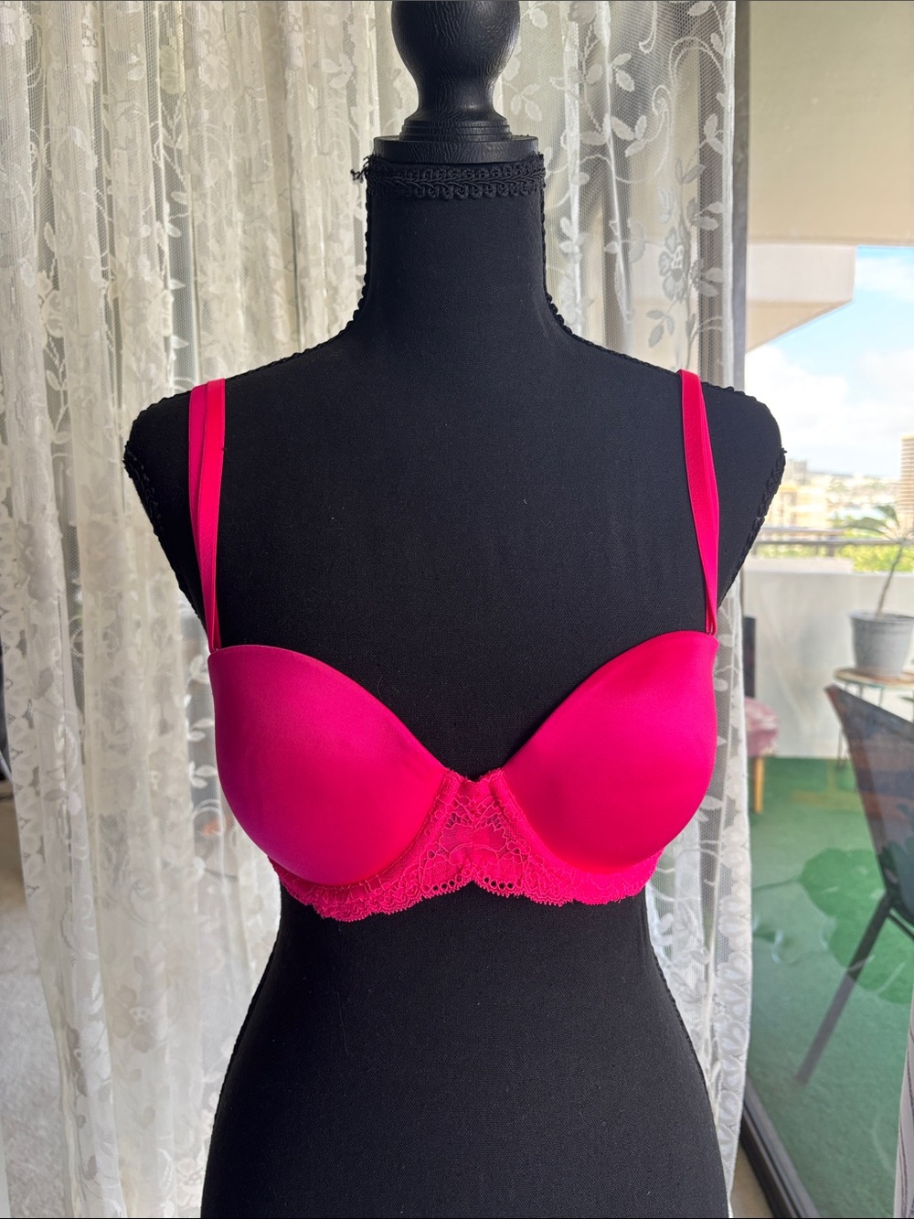 PINK Victoria's Secret Muli-way Push-up Bra in Hot Pink